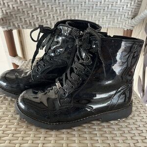 Tahari Black Boots Girls Size 4